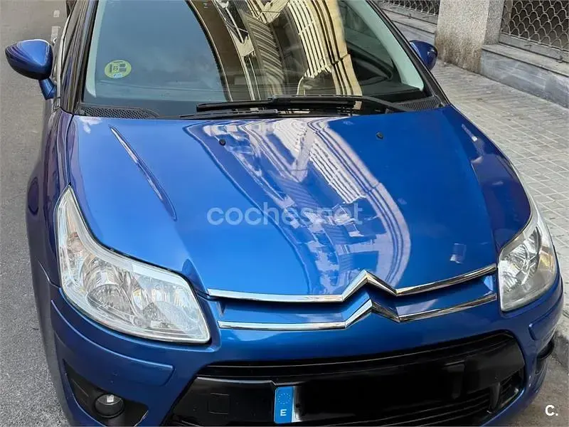 Usado Citroën C4 90 CV (66 kW) 2010 Azul Berlina