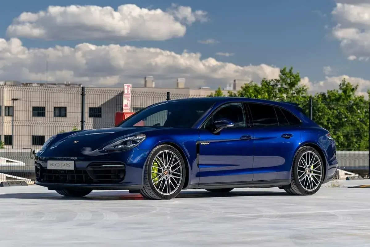 Usado Porsche Panamera Sport Turismo 462 CV (339 kW) 2022 Azul Utilitario