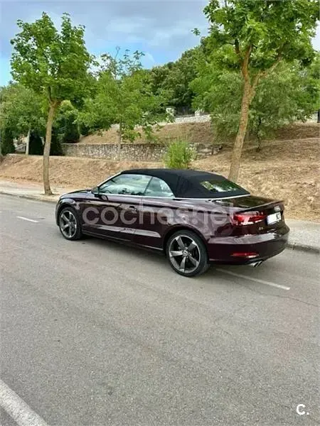 Usado Audi A3 Cabriolet Ambition 150 CV (110 kW) 2014 Granate Descapotable
