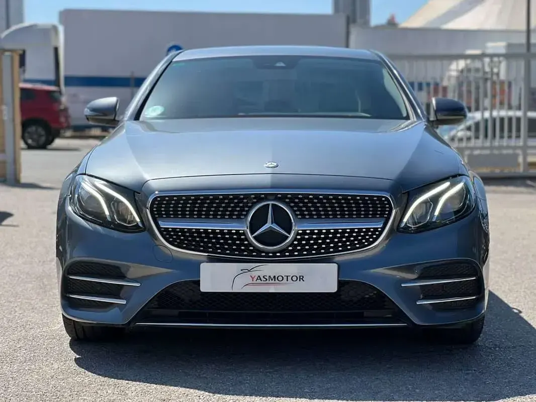 Usado Mercedes E350 258 CV (189 kW) 2017 Plateado Berlina