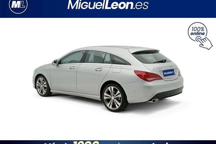 Usado Mercedes CLA200 Shooting Brake 136 CV (100 kW) 2016 Familiar