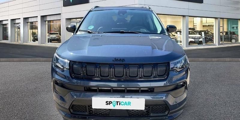 Usado Jeep Compass Night Eagle 131 CV (96 kW) 2022 Azul SUV