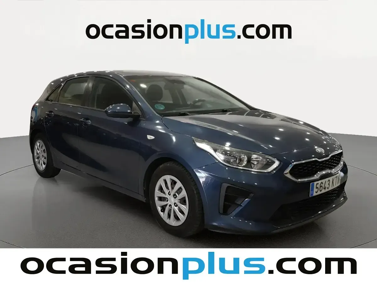 Usado Kia Ceed 120 CV (88 kW) 2019 Azul Utilitario