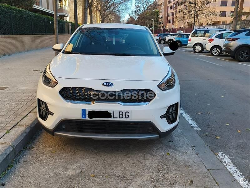 Usado Kia Niro 141 CV (103 kW) 2019 Blanco SUV