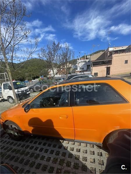 Usado Audi A3 Ambition 150 CV (110 kW) 1999 Naranja Utilitario
