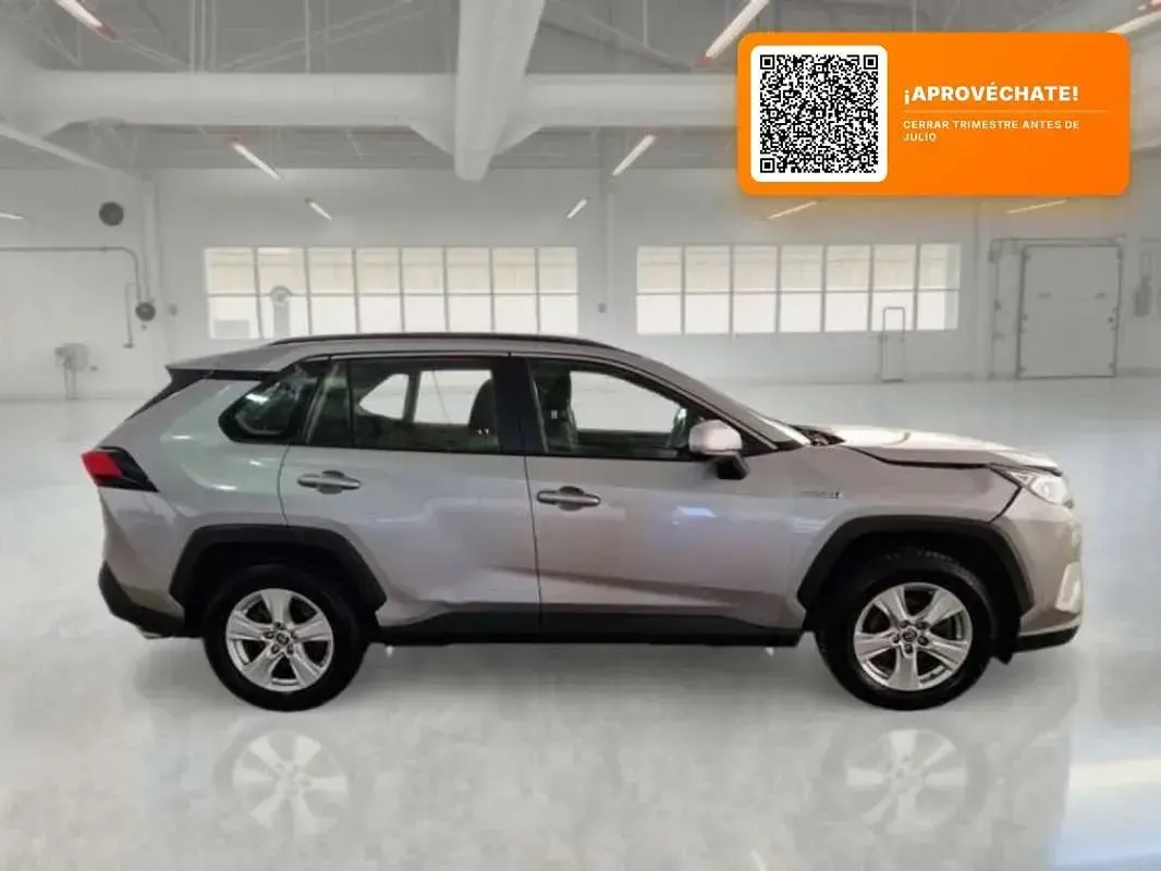 Usado Toyota RAV4 Hybrid Business Edition 218 CV (160 kW) 2020 Gris / plata SUV