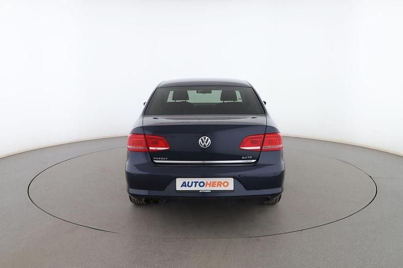 Usado VW Passat Edition 141 CV (103 kW) 2014 Azul Berlina
