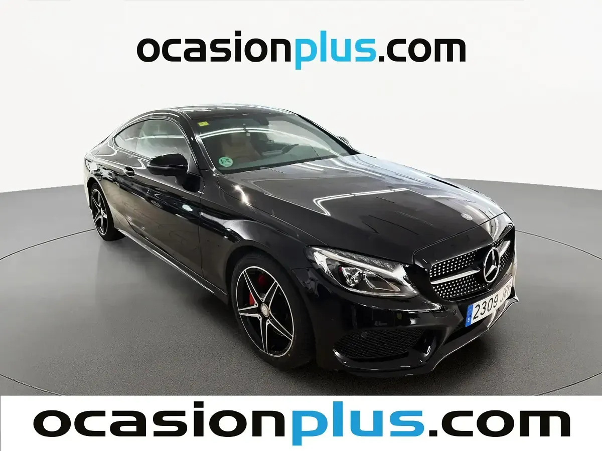 Usado Mercedes C300 AMG line 245 CV (180 kW) 2016 Negro Coupe