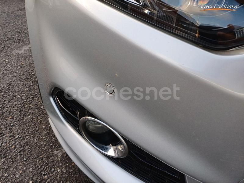 Usado Ford S-MAX Titanium 180 CV (132 kW) 2015 Gris / plata Monovolumen