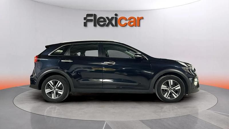 Usado Kia Niro 141 HP (103 kW) 2020 Azul SUV