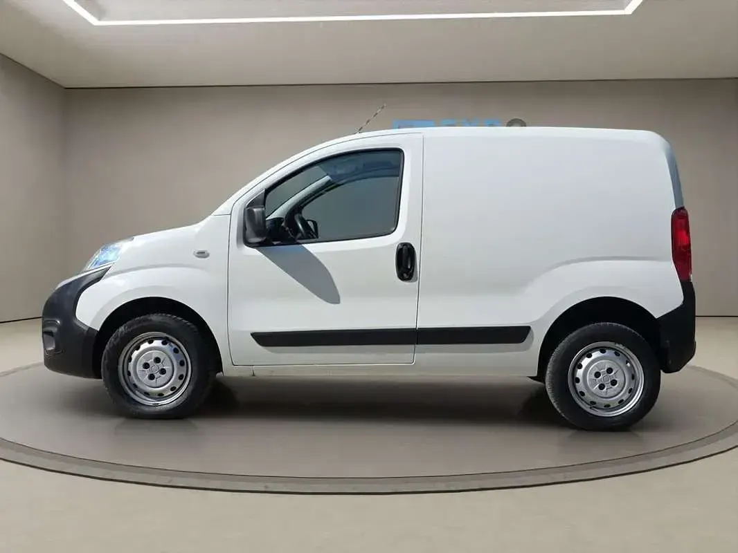 Usado Fiat Fiorino 69 CV (50 kW) 2020 Blanco Monovolumen
