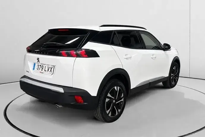 Usado Peugeot 2008 Allure 110 CV (80 kW) 2022 SUV