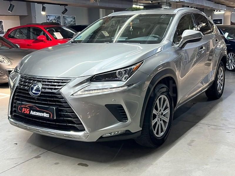 Usado Lexus NX300h Business Edition 197 CV (144 kW) 2018 Gris / plata SUV