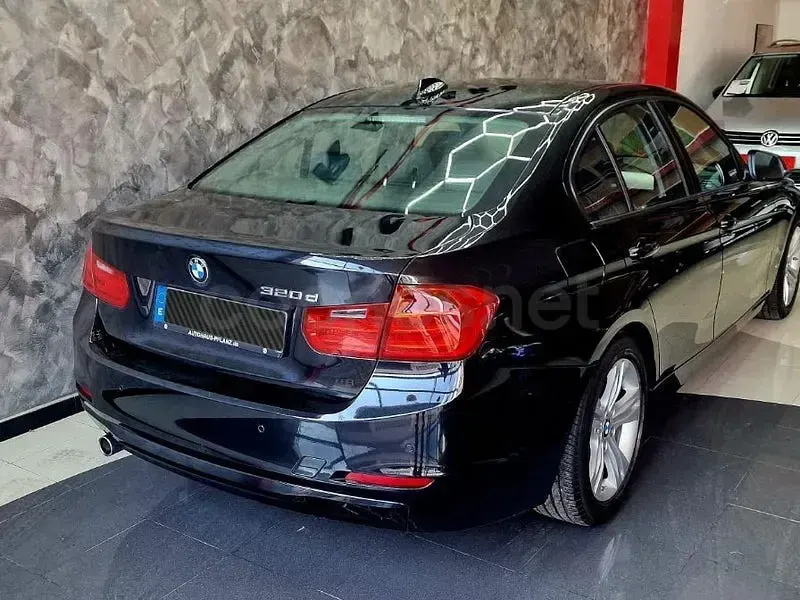 Usado BMW 320 Efficient Dynamics 163 CV (119 kW) 2013 Negro Berlina