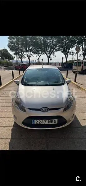 Usado Ford Fiesta 90 CV (66 kW) 2011 Blanco Berlina