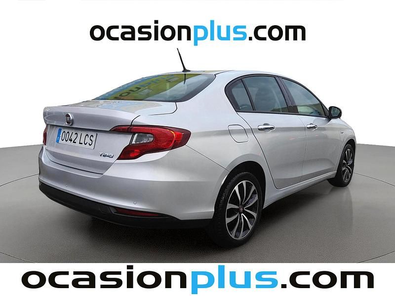 Usado Fiat Tipo Lounge 95 CV (69 kW) 2019 Gris Berlina