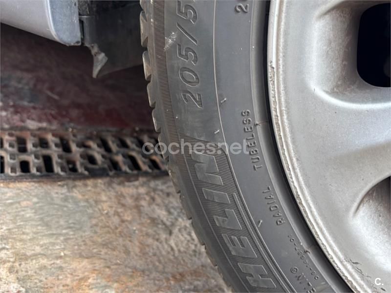 Gris / plata Usado 2006 BMW 116 Utilitario | 4300 € (Precio justo) - Imagen 1/4