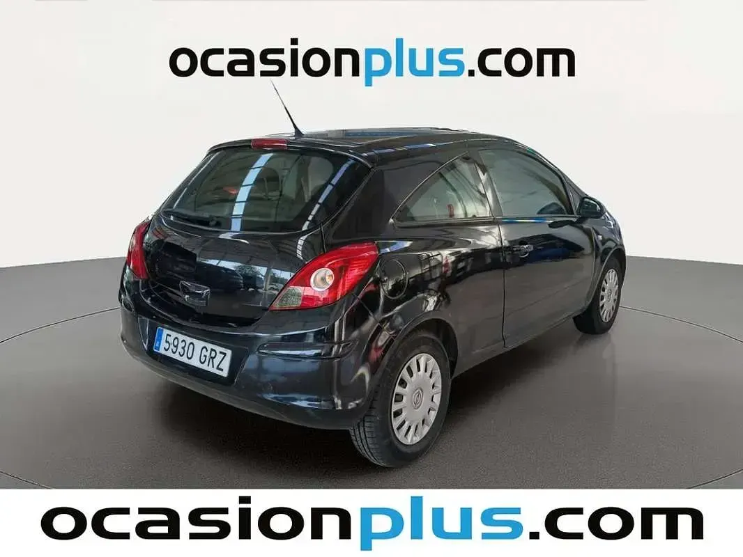 Usado Opel Corsa Essentia 80 CV (58 kW) 2009 Negro Utilitario