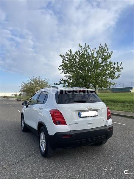 Usado Chevrolet Trax LT 115 CV (84 kW) 2013 Blanco SUV
