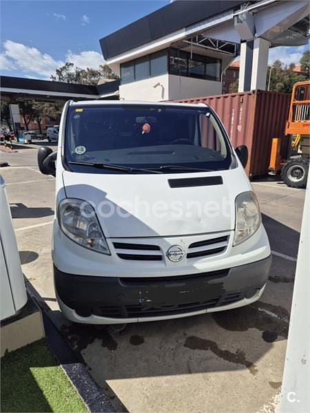 Usado Nissan Primastar Premium Edition 110 CV (80 kW) 2021 Blanco Monovolumen