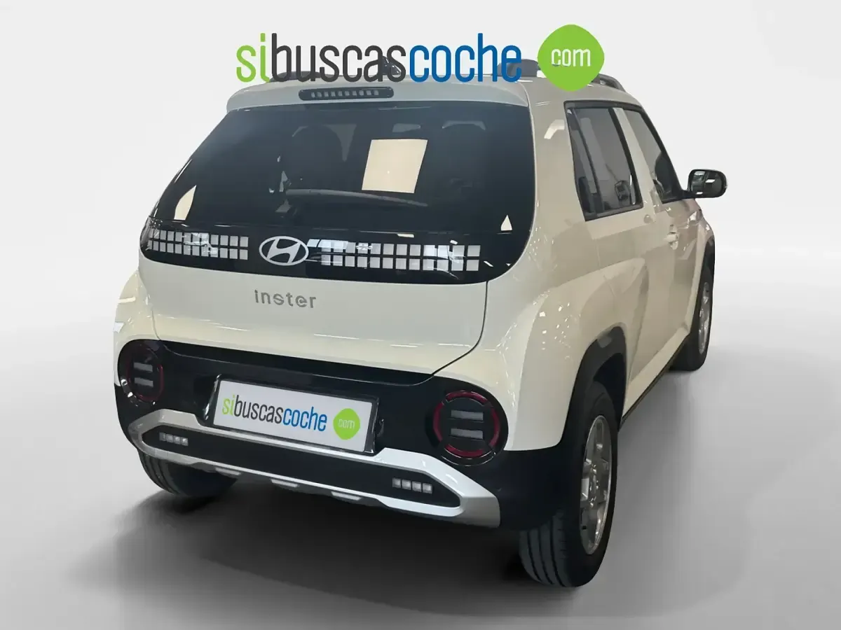 Nuevo Hyundai Inster 84 kW (115 CV) 2026 Beige Utilitario