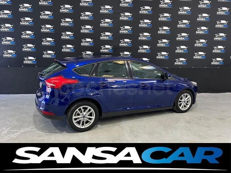 Usado Ford Focus Business Edition 125 CV (91 kW) 2017 Azul Berlina