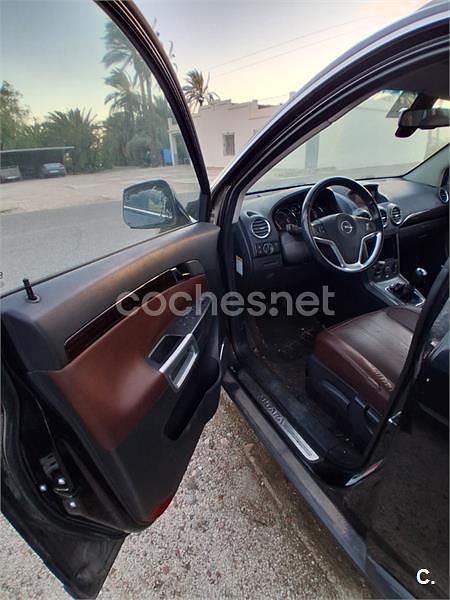 Usado Opel Antara Cosmo 150 CV (110 kW) 2007 Negro SUV