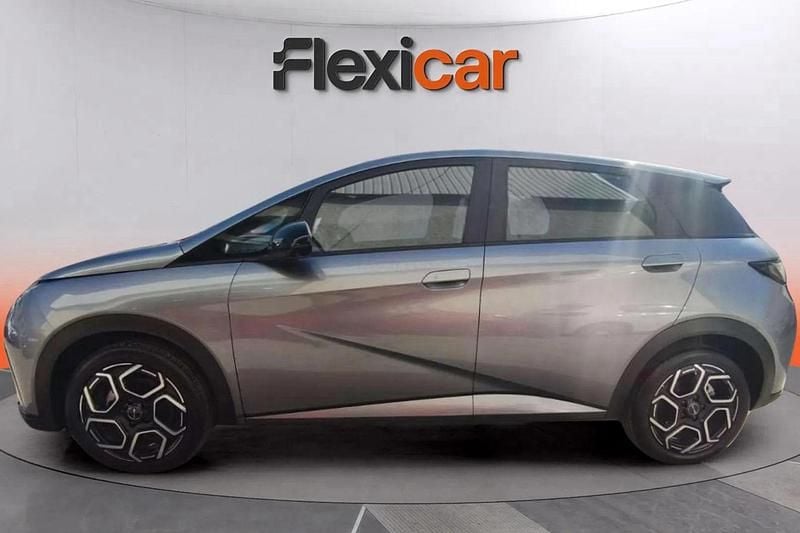 Usado BYD Dolphin Design 150 kW (204 CV) 2025 Gris Utilitario