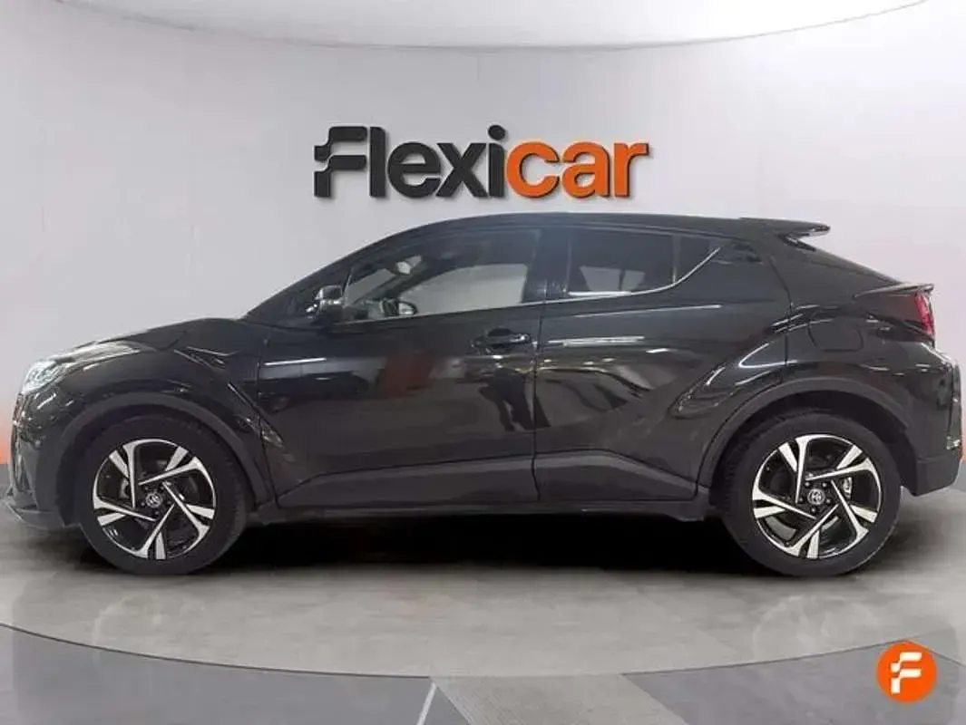Usado Toyota C-HR Active 140 CV (102 kW) 2023 Negro SUV