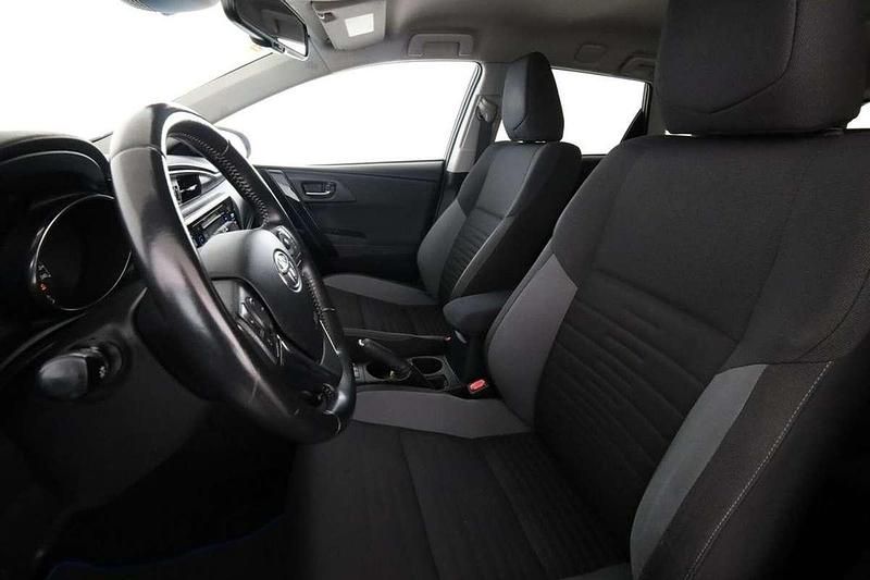 Azul Usado 2016 Toyota Auris Hybrid Active Familiar | 14.999 € (Un poco caro) - Imagen 1/3