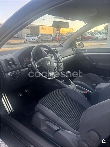 Usado VW Golf V Sportline 140 CV (102 kW) 2007 Negro Berlina
