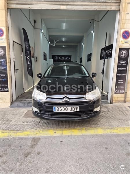 Usado Citroën C5 109 CV (80 kW) 2009 Negro Familiar