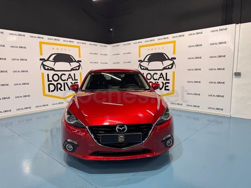 Usado Mazda 3 Luxury 150 CV (110 kW) 2015 Granate Berlina