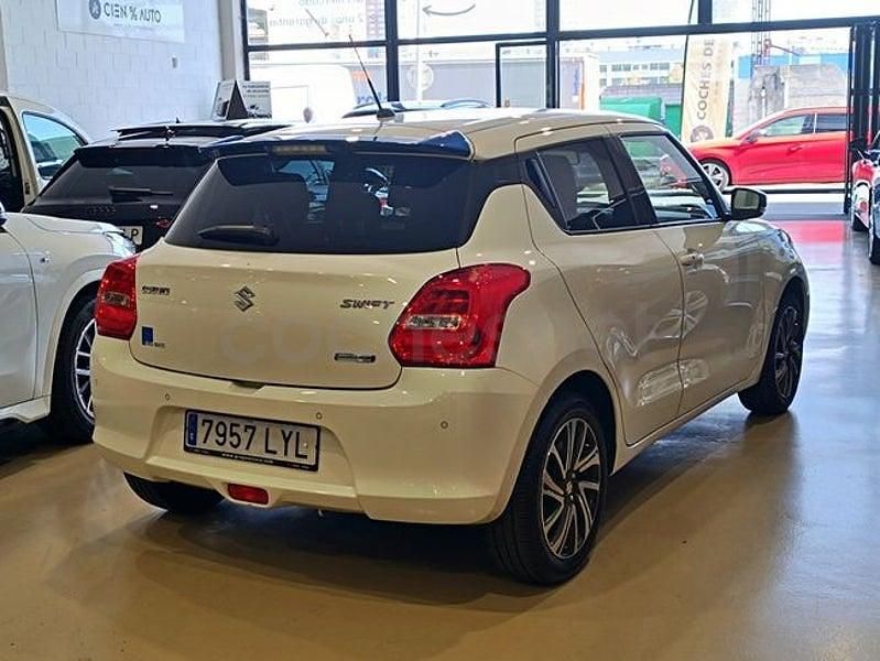 Usado Suzuki Swift GLX 83 CV (61 kW) 2022 Blanco Utilitario