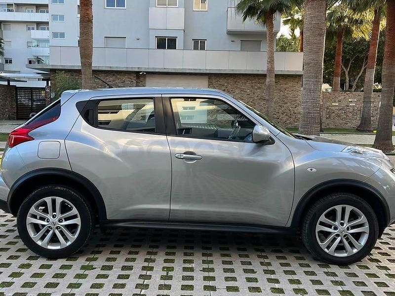 Usado Nissan Juke Acenta 110 CV (80 kW) 2014 Gris / plata SUV