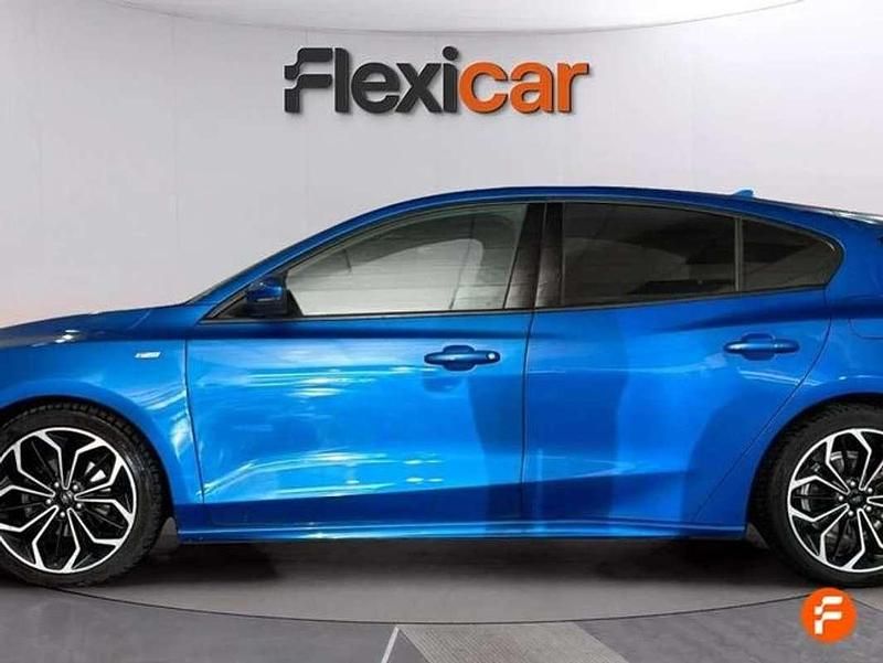 Usado Ford Focus ST-Line 125 CV (91 kW) 2019 Azul Utilitario