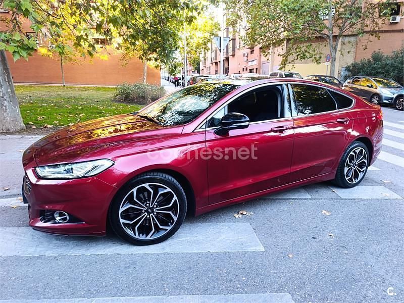 Granate Usado 2015 Ford Mondeo Titanium Berlina | 8600 € (Super precio) - Imagen 1/4