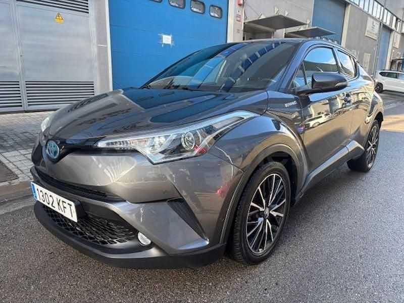 Usado Toyota C-HR Advance 122 CV (89 kW) 2018 Gris SUV