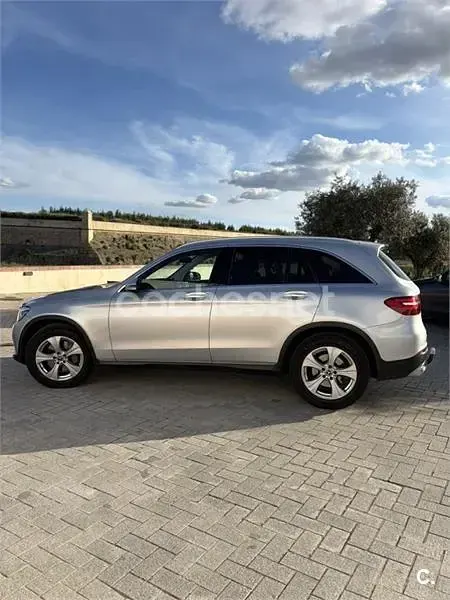 Usado Mercedes GLC220 170 CV (125 kW) 2018 Gris / plata SUV