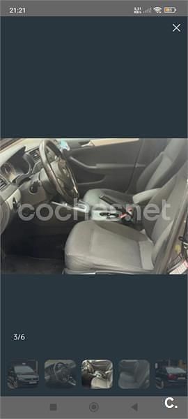 Begagnad VW Jetta Advance 105 HK (77 kW) 2011 Blå Sedan