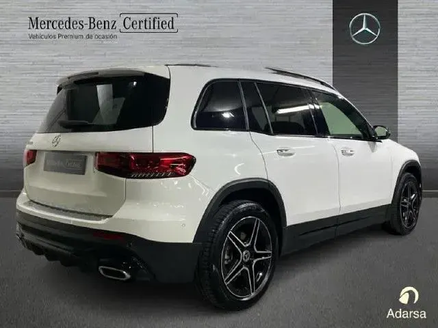 Usado Mercedes GLB200 AMG line 150 CV (110 kW) 2023 Blanco polar SUV
