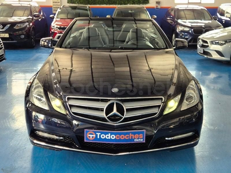 Usado Mercedes E350 Avantgarde 292 CV (214 kW) 2011 Azul Descapotable