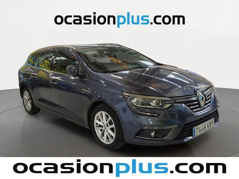 Usado Renault Mégane Zen 130 CV (95 kW) 2017 Gris Familiar