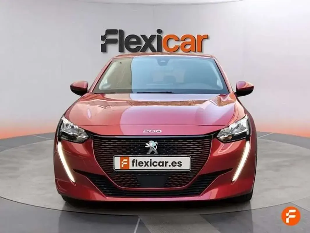 Usado Peugeot e-208 Allure 100 kW (136 CV) 2020 Rojo Utilitario
