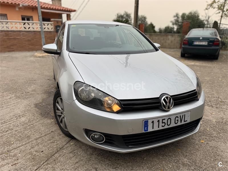 Gris / plata Usado 2010 VW Golf VI Berlina | 3499 € (Buen precio) - Imagen 1/4