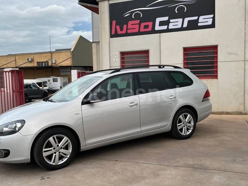 Usado VW Golf VII Sport 105 CV (77 kW) 2013 Gris / plata Familiar