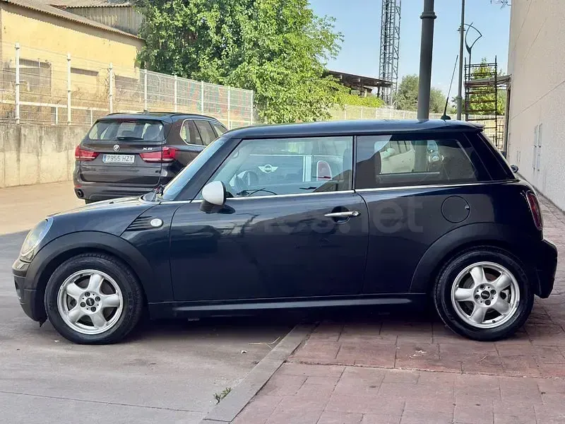 Usado Mini ONE 95 CV (69 kW) 2009 Negro Utilitario
