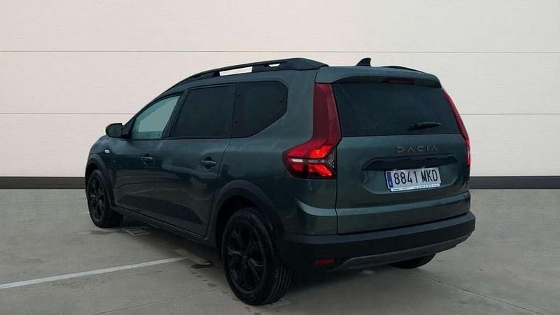 Usado Dacia Jogger Extreme 111 CV (81 kW) 2023 Verde Monovolumen