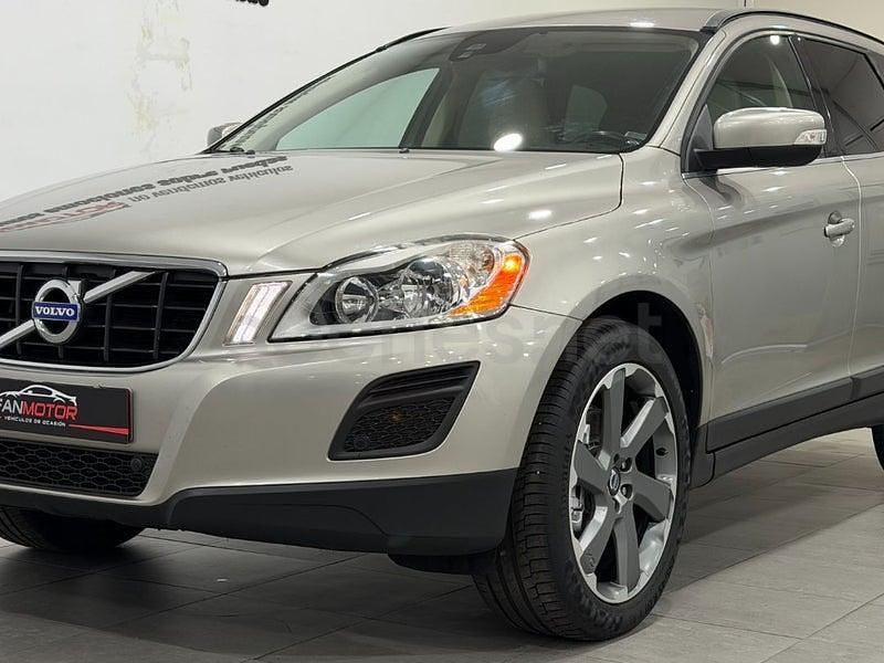 Usado Volvo XC60 Momentum 163 CV (119 kW) 2012 Beige SUV