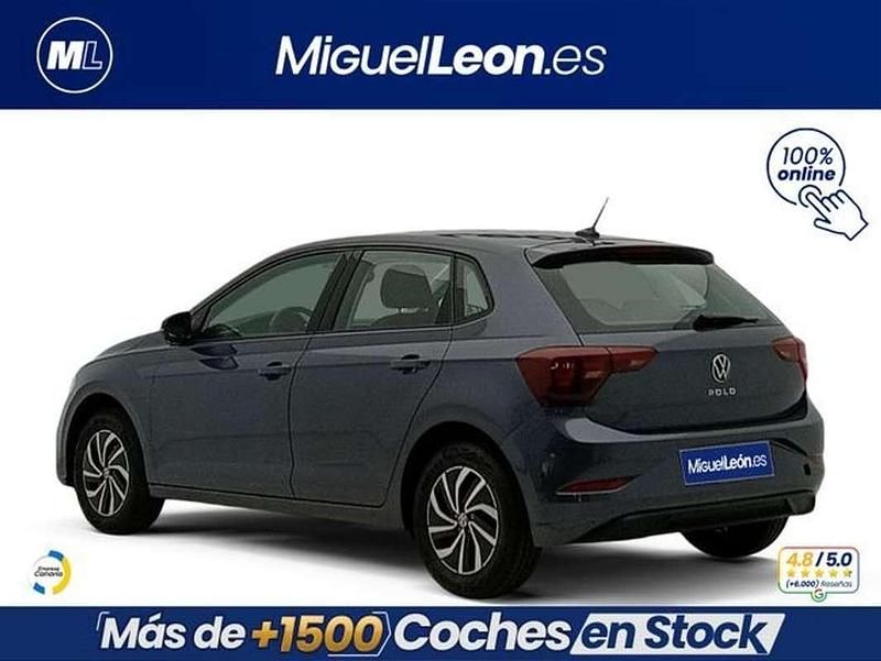 Usado VW Polo Life 95 CV (69 kW) 2024 Gris Utilitario